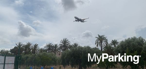 Khan Parking Alicante Aeropuerto [Traslado en Furgoneta]