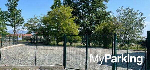 La Manovella Parking