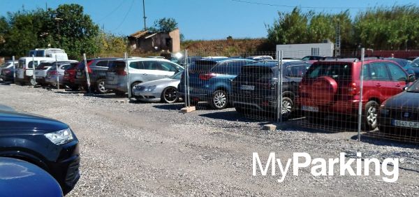 Gold Parking Málaga Aeropuerto [Lavado Exterior Gratis]