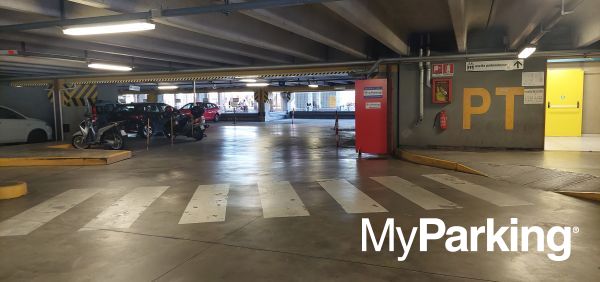 Parcheggio Famagosta ATM