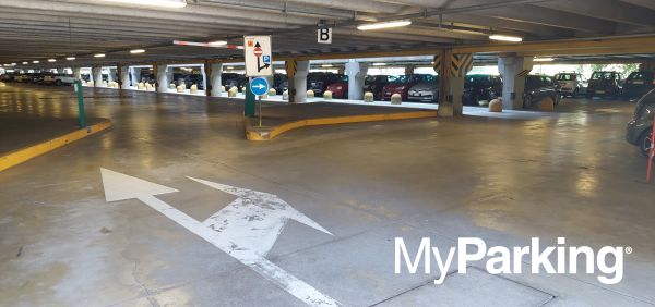 Parcheggio Famagosta ATM