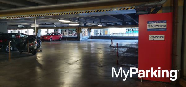 Parcheggio Famagosta ATM