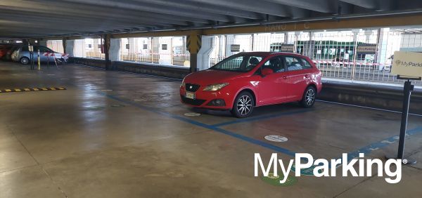 Parcheggio Famagosta ATM