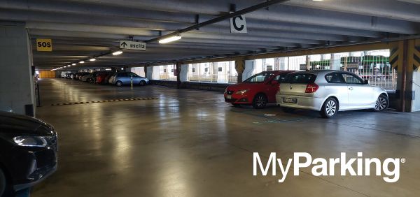 Parcheggio Famagosta ATM