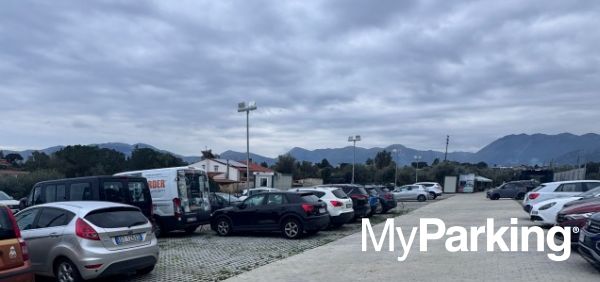 Lemon Airport Parking