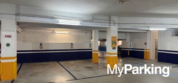 PARKING FURGO CASP 83