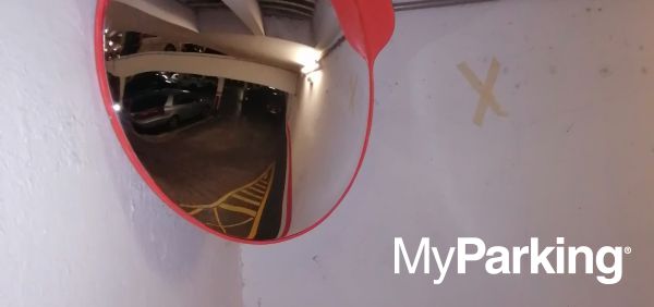 Parking Bretón