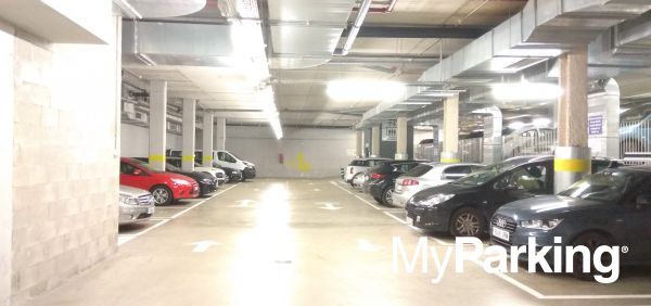 Parking Mercat del Ninot