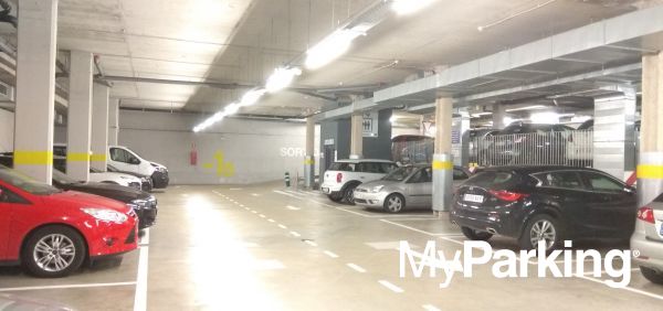 Parking Mercat del Ninot