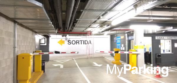 Parking Mercat del Ninot