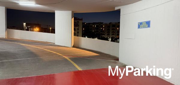 Autosilo Gold Parking Bari