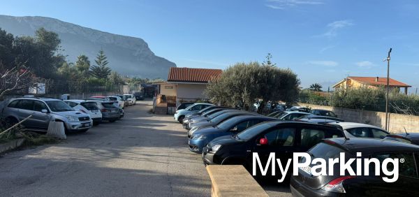 SoleMare Sicilia Parking