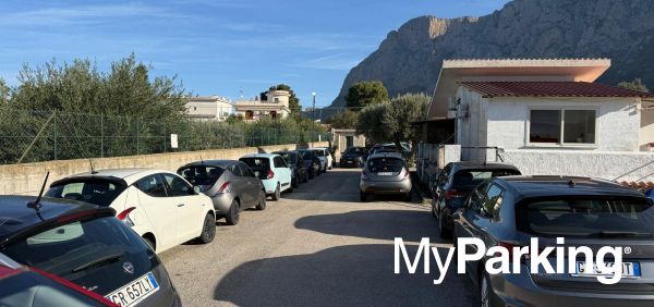 SoleMare Sicilia Parking