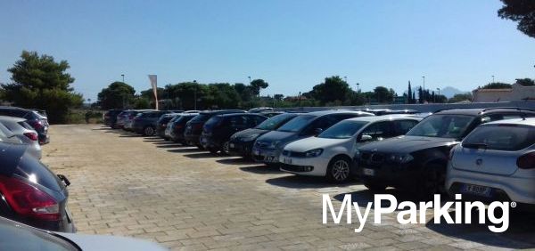 Orange Airport Parking