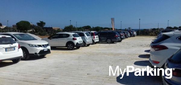 Orange Airport Parking