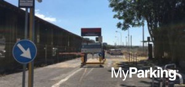 Parcheggio Feltrinelli