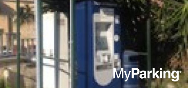 Parcheggio Feltrinelli