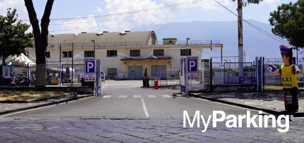 Pompeii Ruins Parking - Maxi Parking  