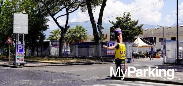 Pompeii Ruins Parking - Maxi Parking  