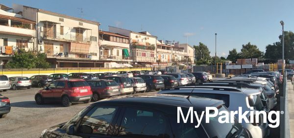 Mylae Parking - Low Cost